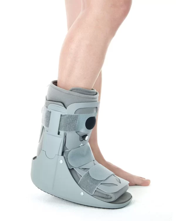 Dr med short aircast walking boot