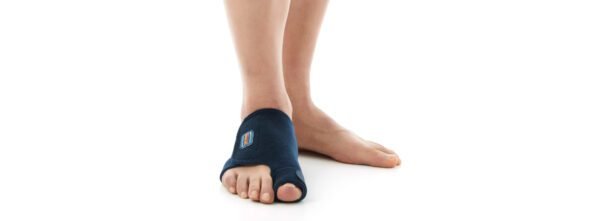 Hallux valgus support for toe treatment